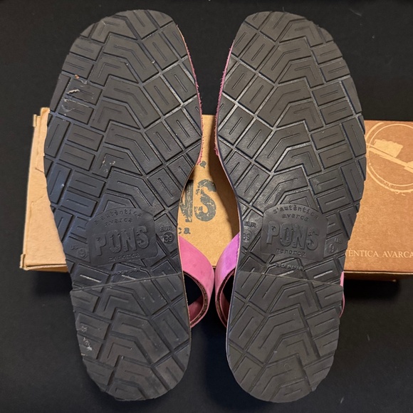 PONS Avarcas Classic Sandals - Picture 9 of 14